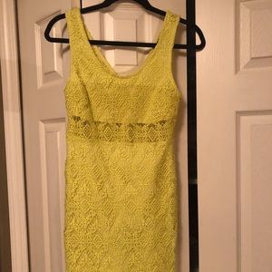 Rococo crochet body con